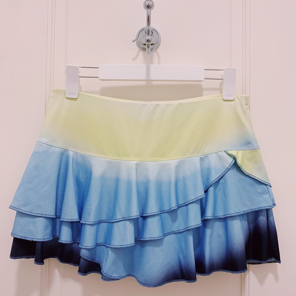 🌟NWOT🌟Lucky In Love Wild Ombre Rally Tennis Skirt💙💛